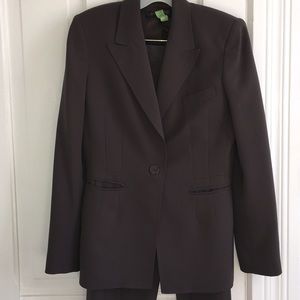 Anne Klein pant suit